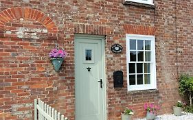 Cosy Cottage With Vineyard View Near Goodwood Chichester